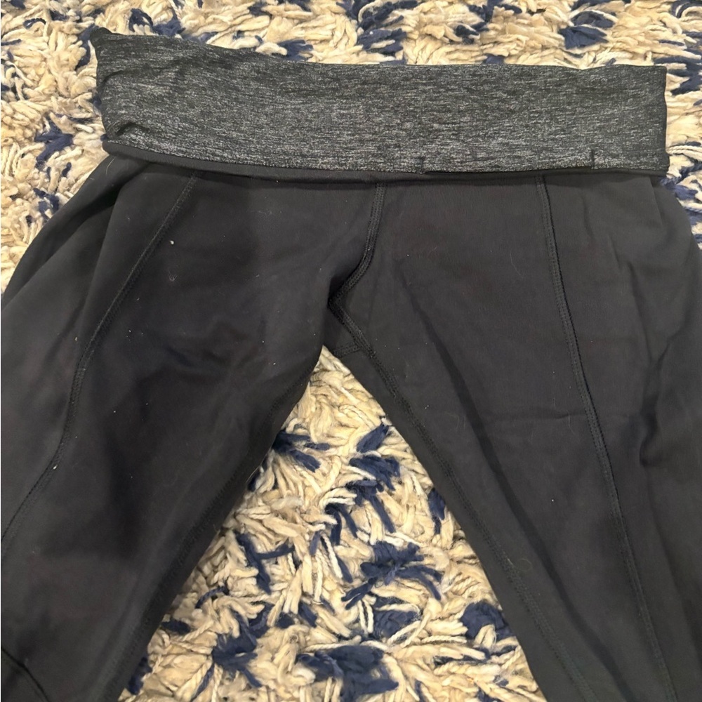 Women’s Lululemon Run Crop Pants Womens 4 Mid Rise Gray Capri Yoga Gym Athletic